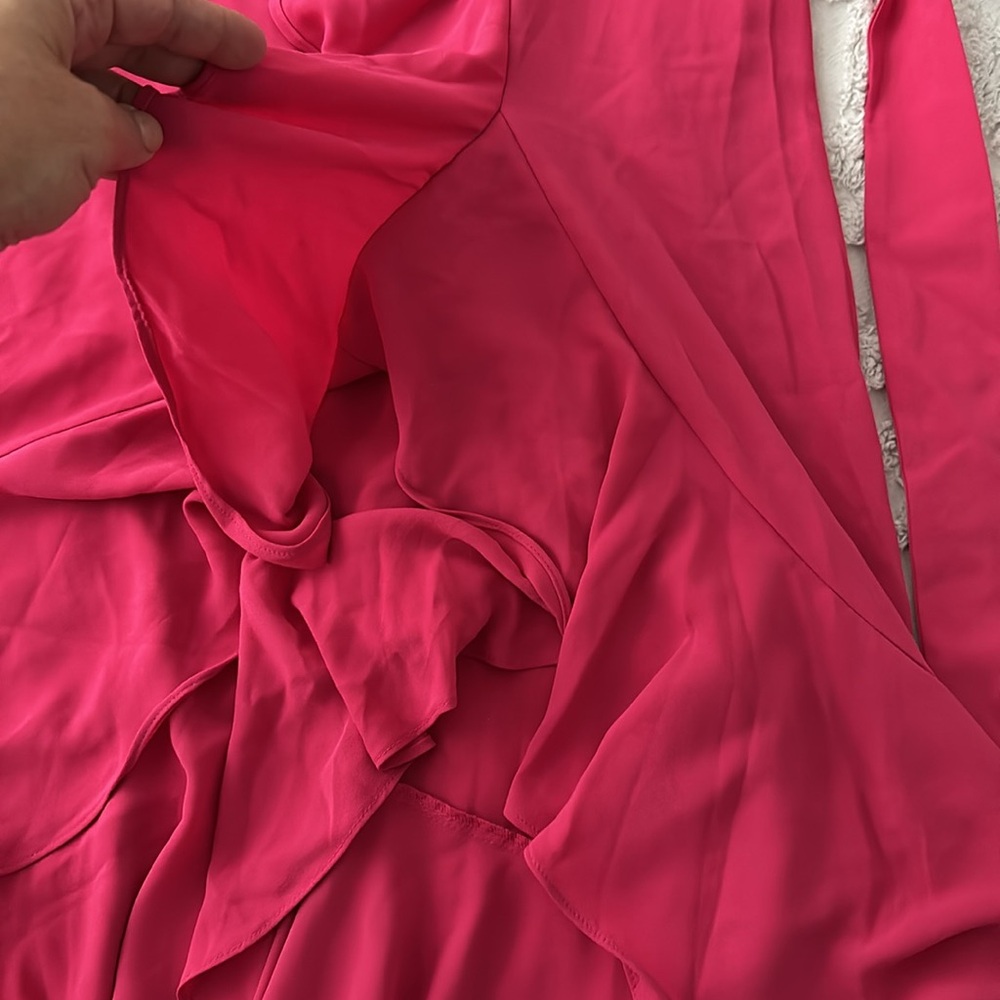 BCBGMaxAzria Pink Ruffle Wedding Dress - Picture 8 of 10